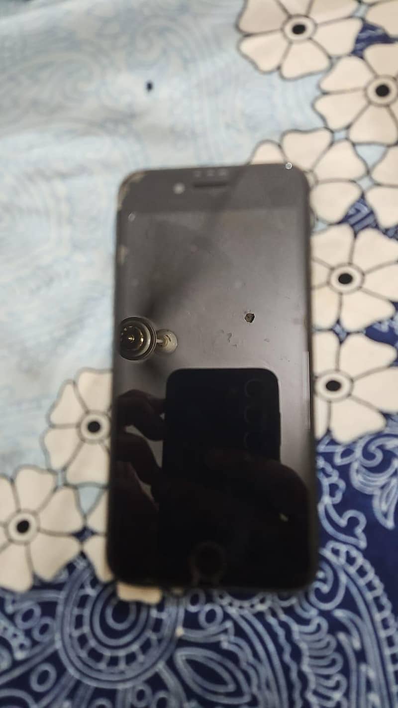 Apple iPhone SE 3