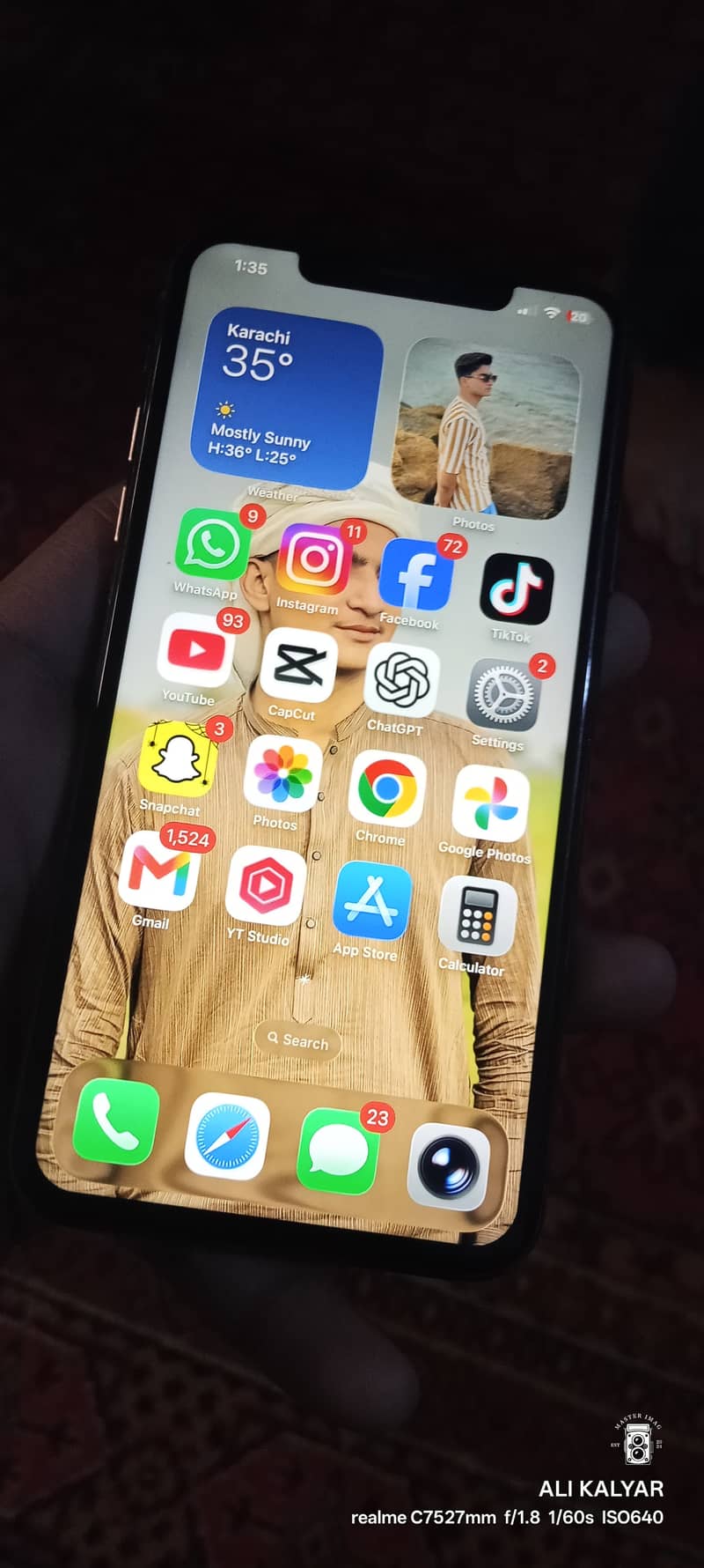 Apple iPhone 11 Pro Max 4