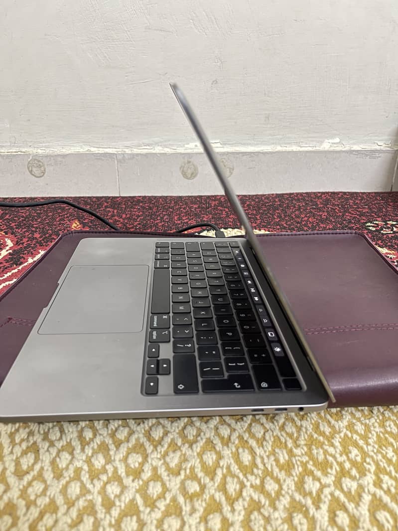 MacBook Pro 2020 model 3