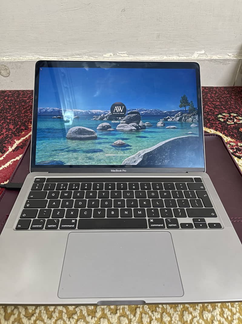 MacBook Pro 2020 model 7