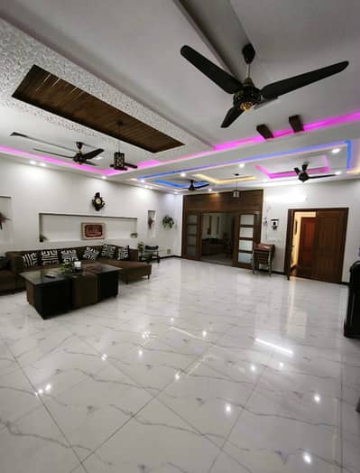 12 Marla Double Storey House For Rent In Media Town