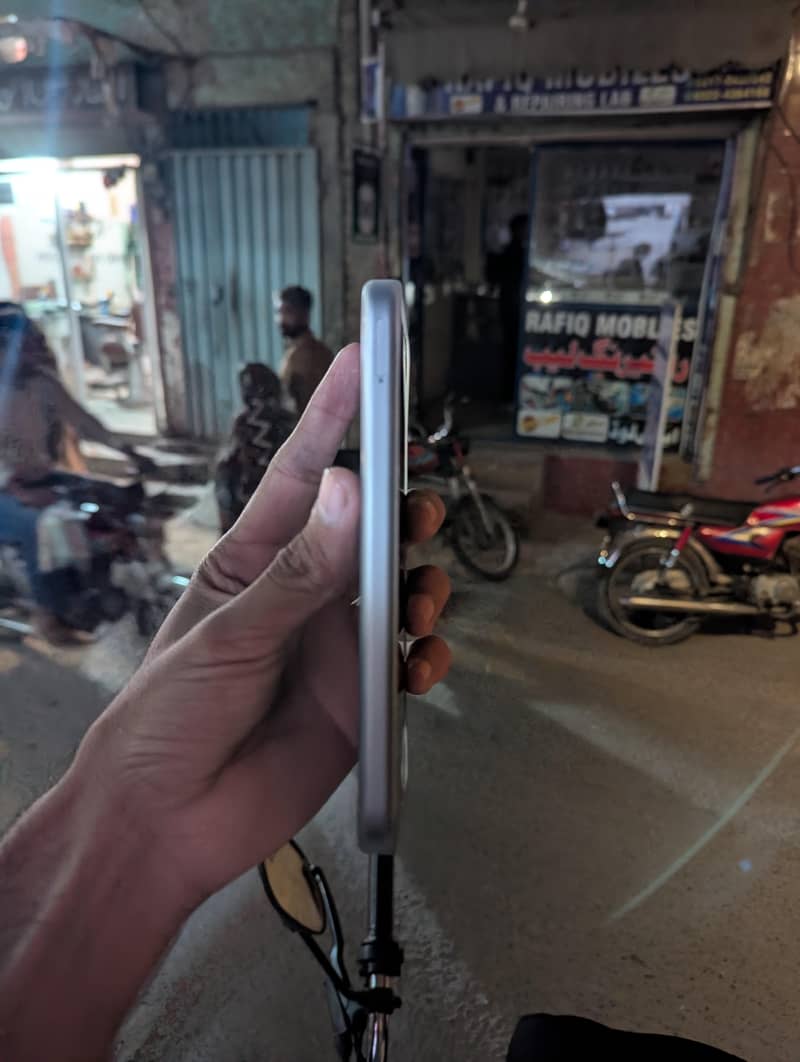 Realme C100i 4