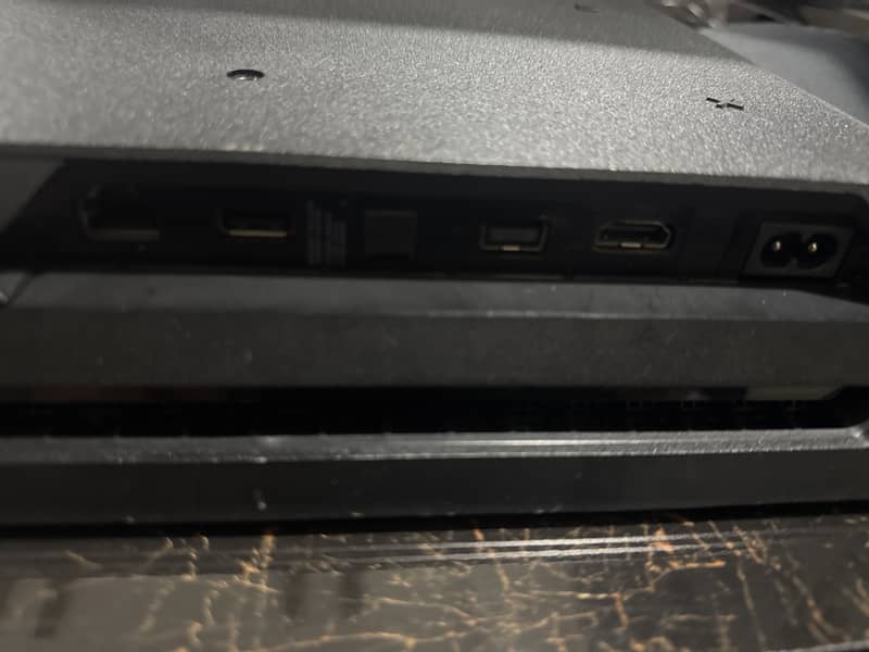 Ps4 pro with genuine controller 3