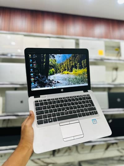 Hp Elite book 830 G2 i5 6 Gen