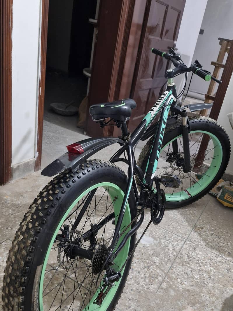 Fat tyre cycle imported 3