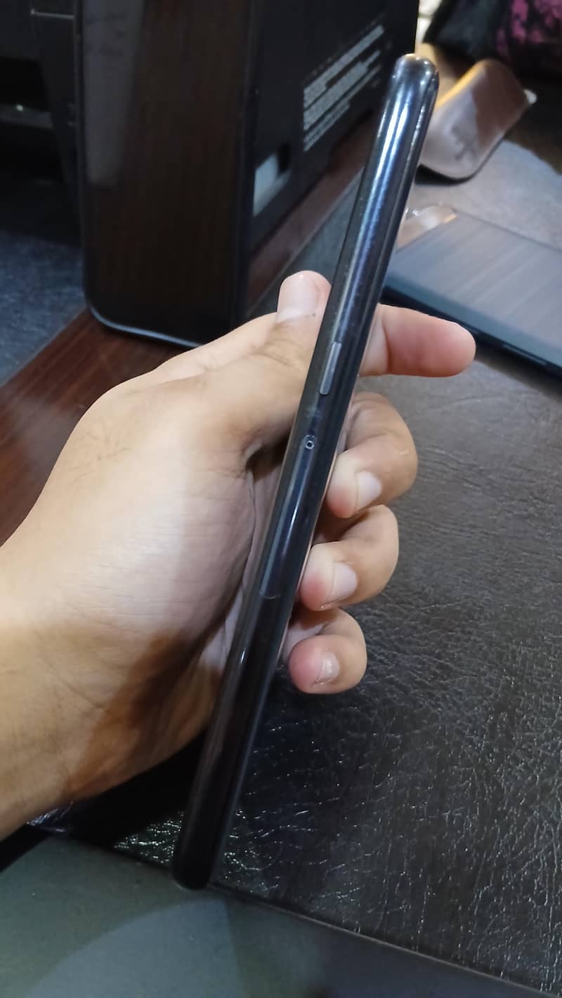LG V50 ThinQ 4
