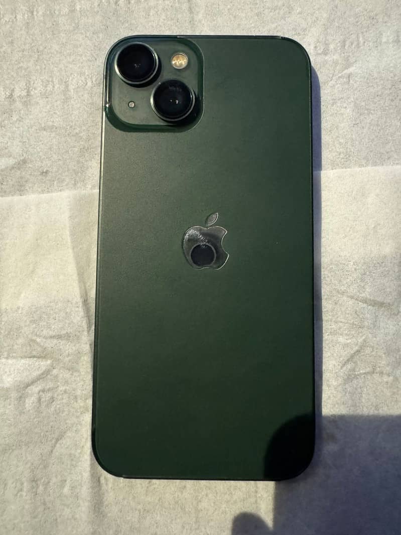 Apple iPhone 13 0