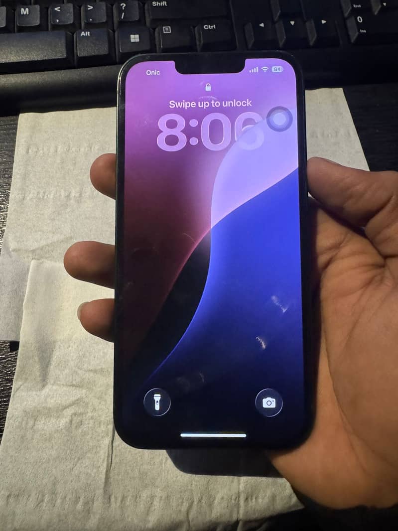 Apple iPhone 13 7