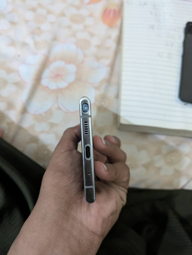Samsung Mobile Note 10 Plus 3