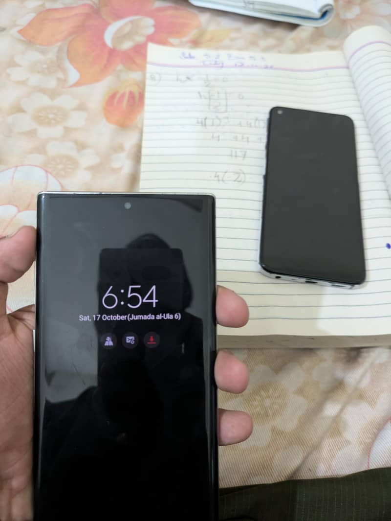 Samsung Mobile Note 10 Plus 6