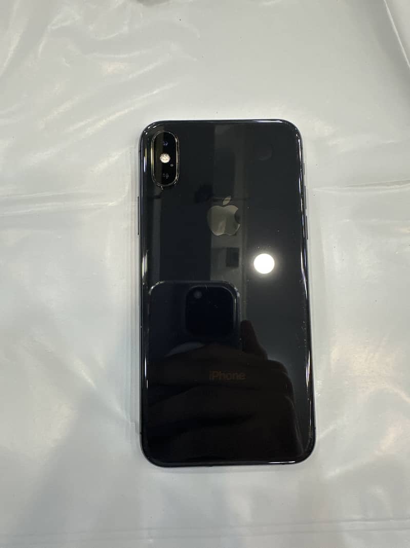 Apple iPhone XS 0