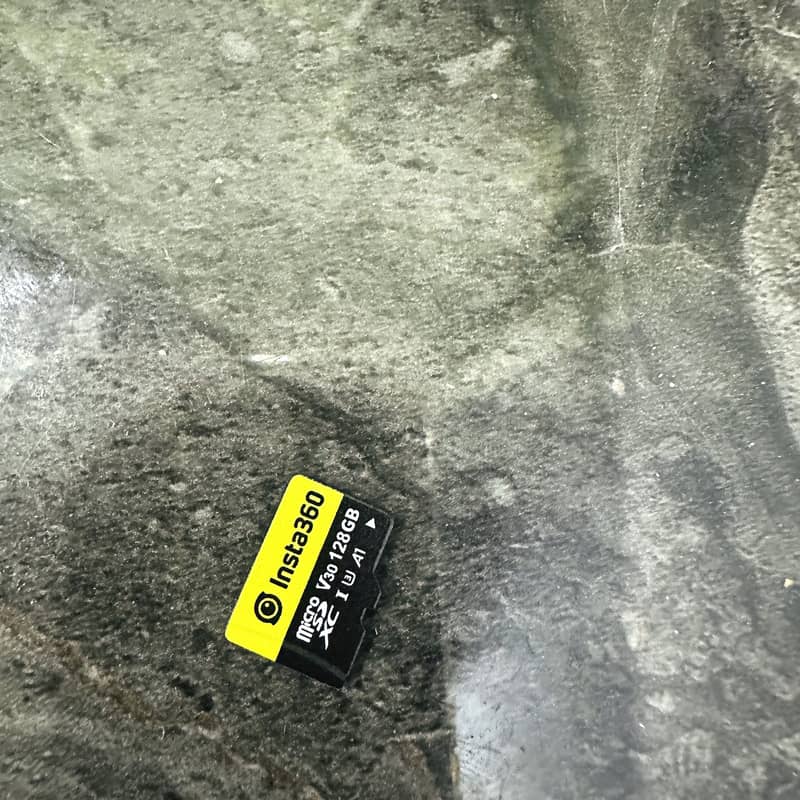 Insta 360 x4 5