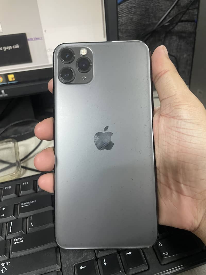 Apple iPhone 11 Pro Max 8