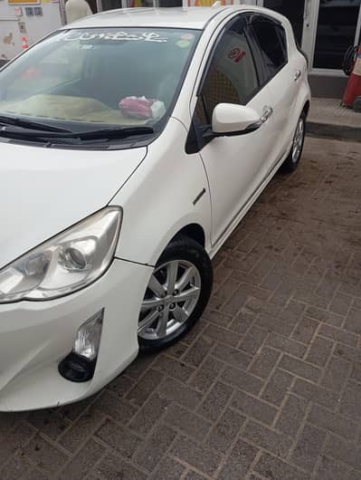Toyota Aqua 2015