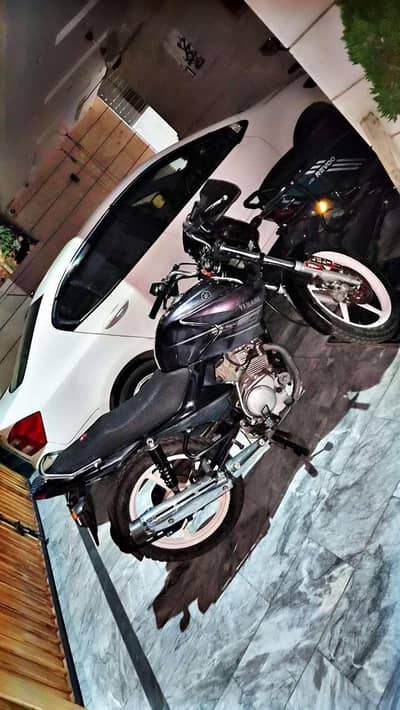 YBR 125