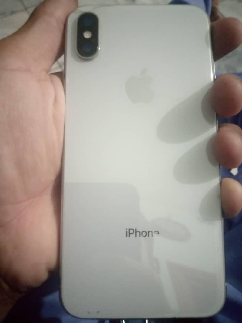 Apple iPhone X 4