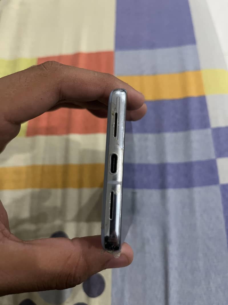 Google Pixel 8 Pro 4