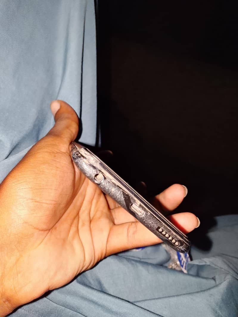 Vivo 1908 model 2