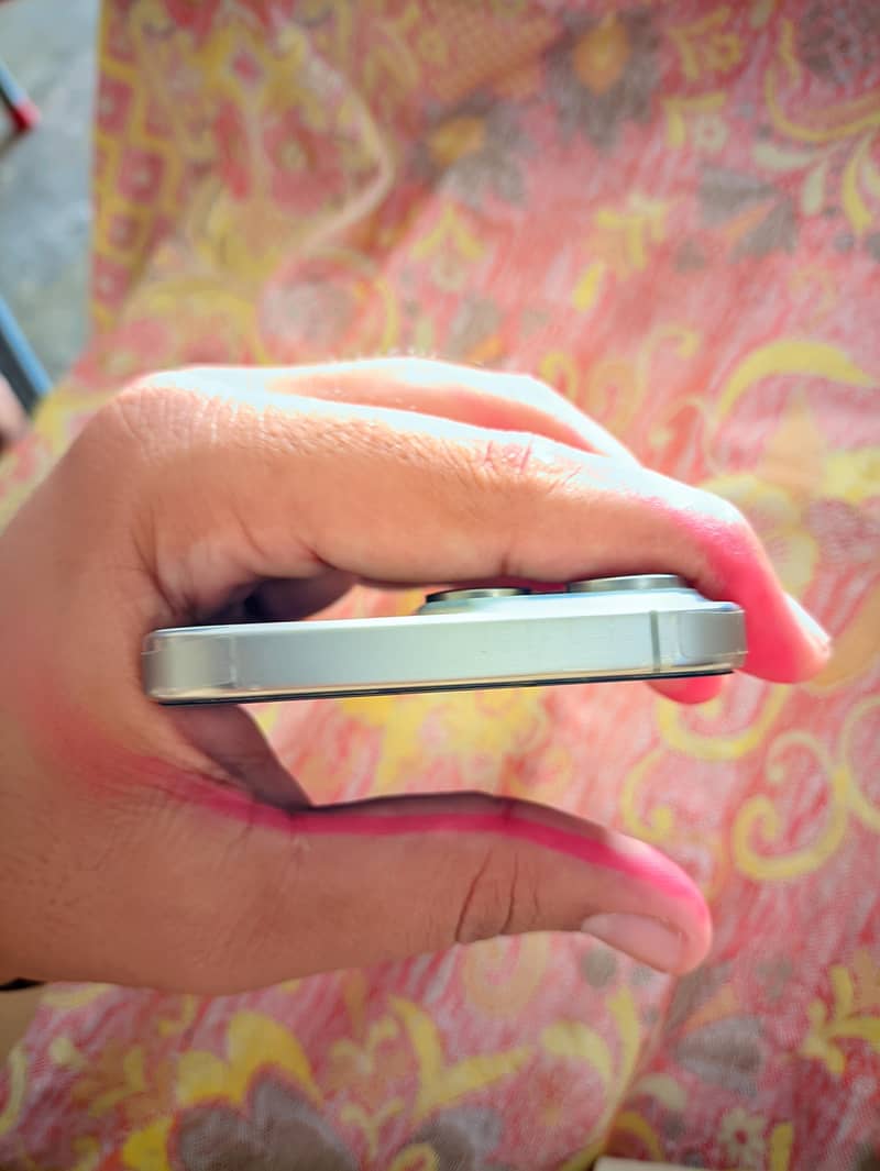 Apple iPhone 15 Pro Max 11