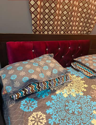 King size bed