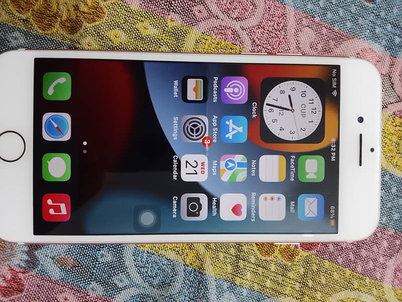 Apple iPhone 7 3