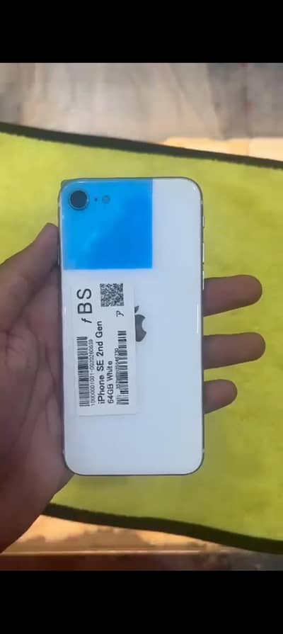 Apple iPhone SE 2020 deal rate condition 10/10 pta