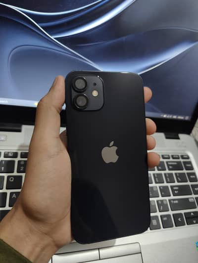 Apple iPhone 12