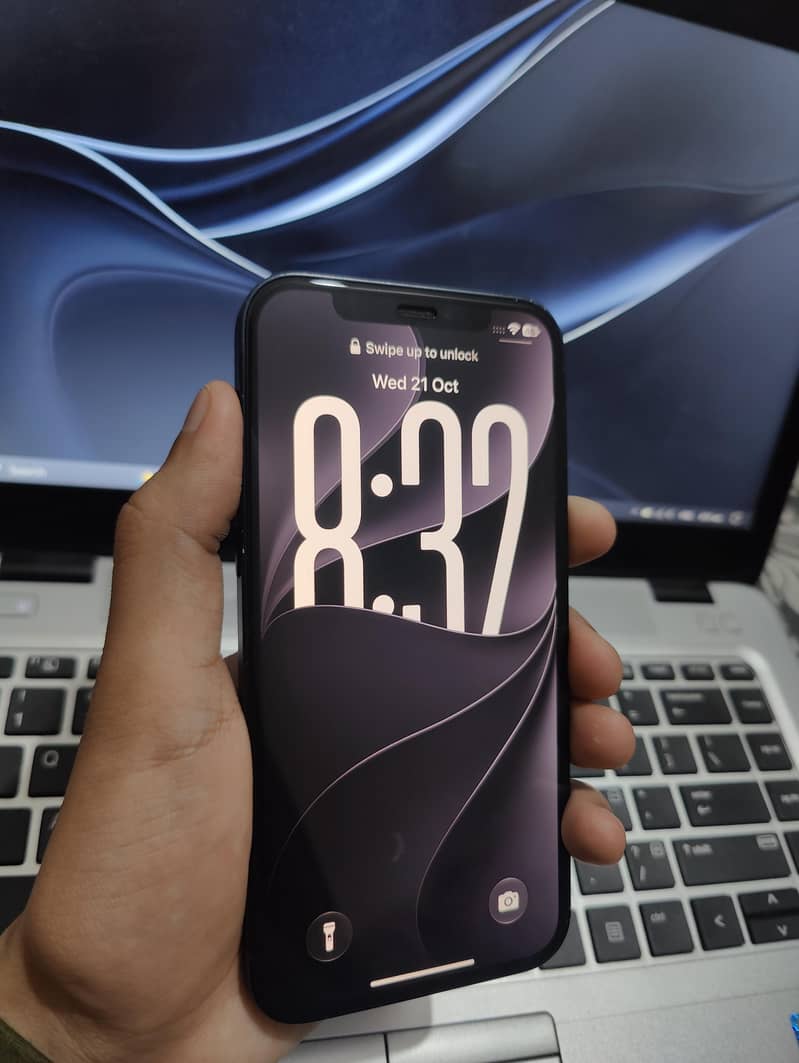 Apple iPhone 12 1