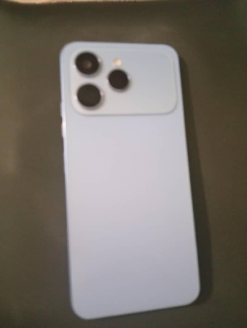 Tecno spark 40 2