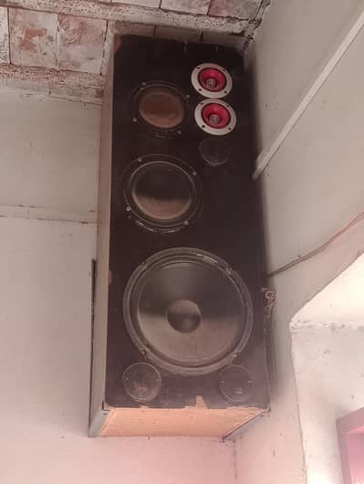 amplifier and speaker for sale