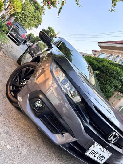 Honda Civic 2017 Oriel Full Option 10 by 10 Condition