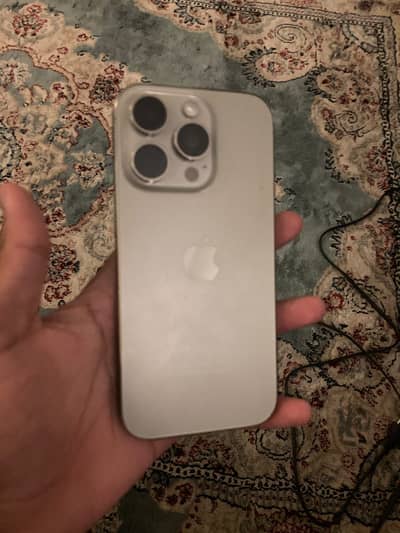 Apple iPhone 16 Pro