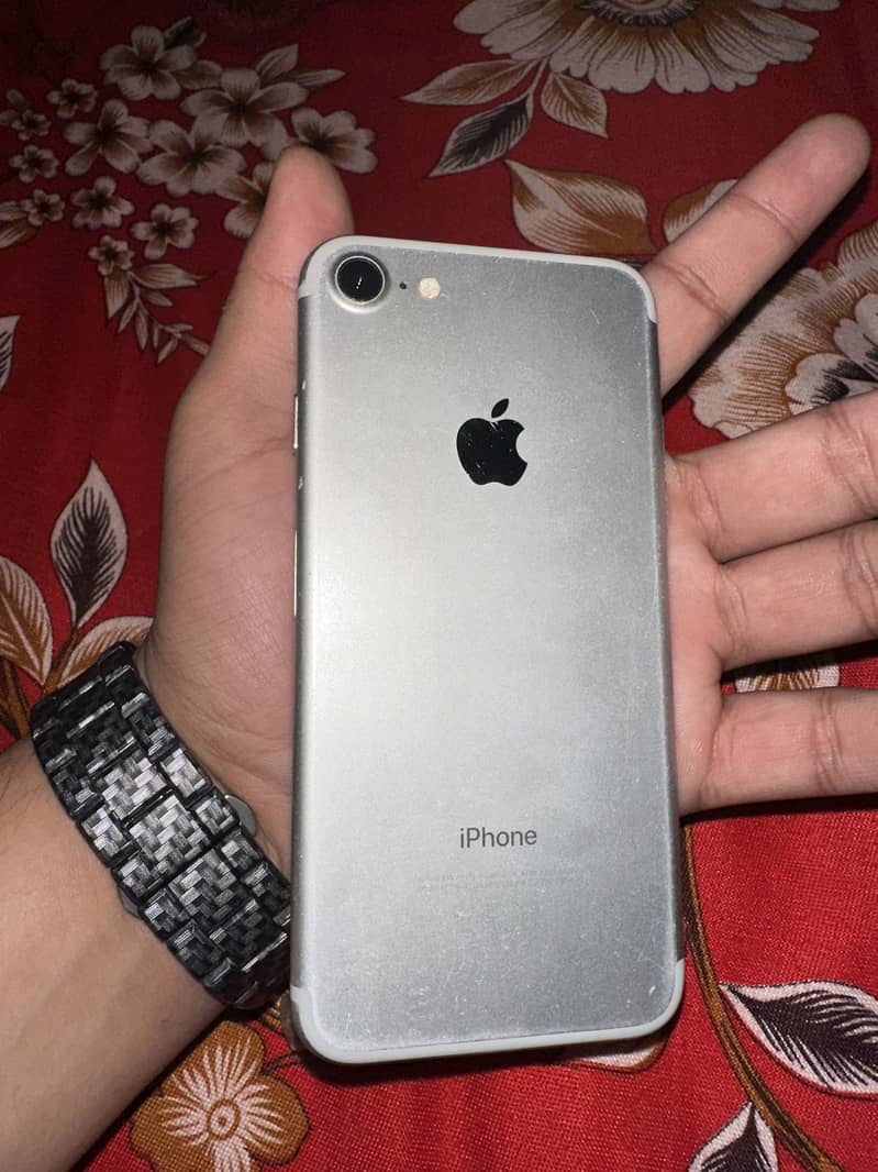 Apple iPhone 7 5