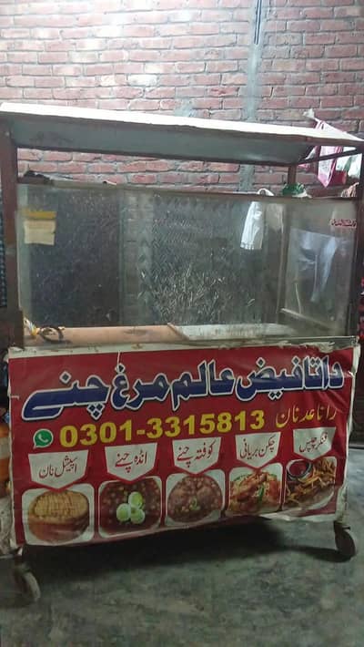 Food Counter Sale - Glass Counter Stall with Wheels and Wooden Bench