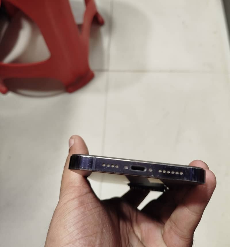 Apple iPhone 14 Pro Max 3