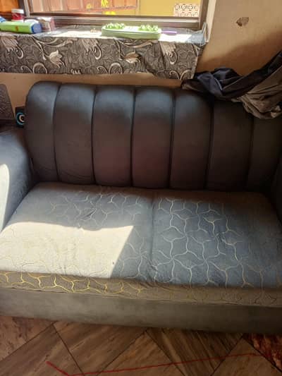 6 seater sofa for sale in new condition