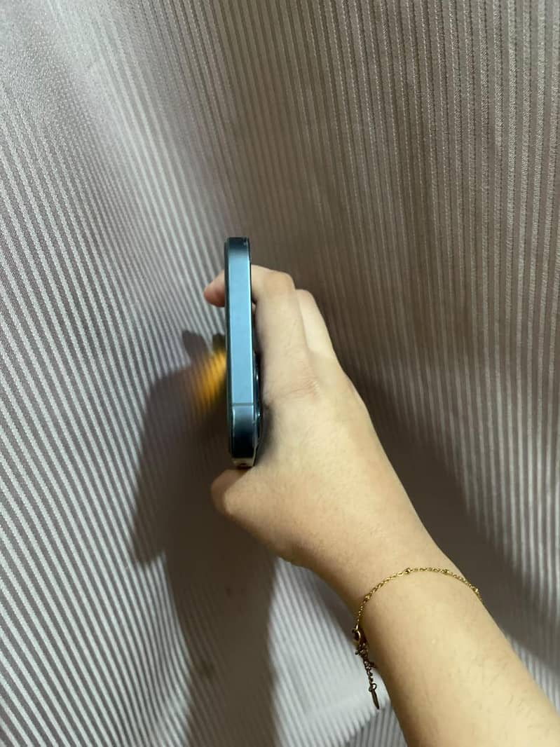 Apple iPhone 12 Pro 3