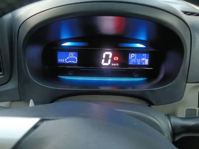 Daihatsu Mira eis