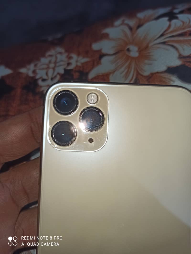 Apple iPhone 11 Pro Max 1