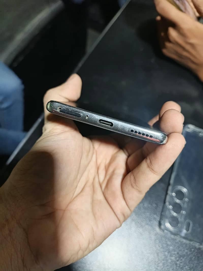Tecno CAMON 40 Pro 1