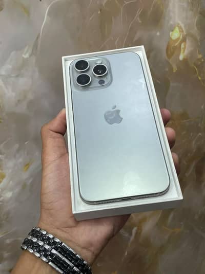 Apple iPhone 15 Pro Max