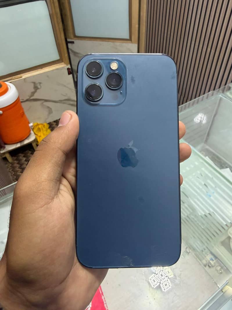 Apple iPhone 12 Pro Max 3