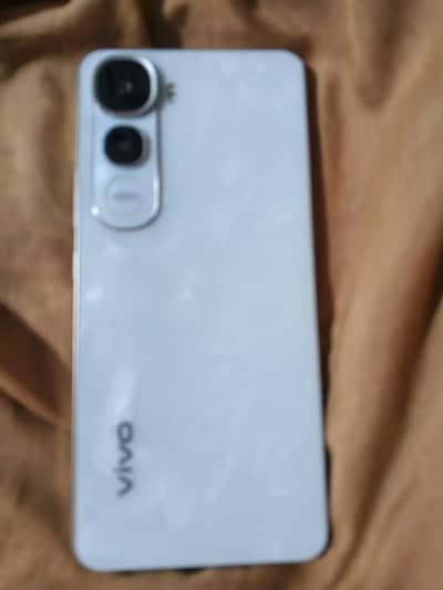 Vivo Y400
