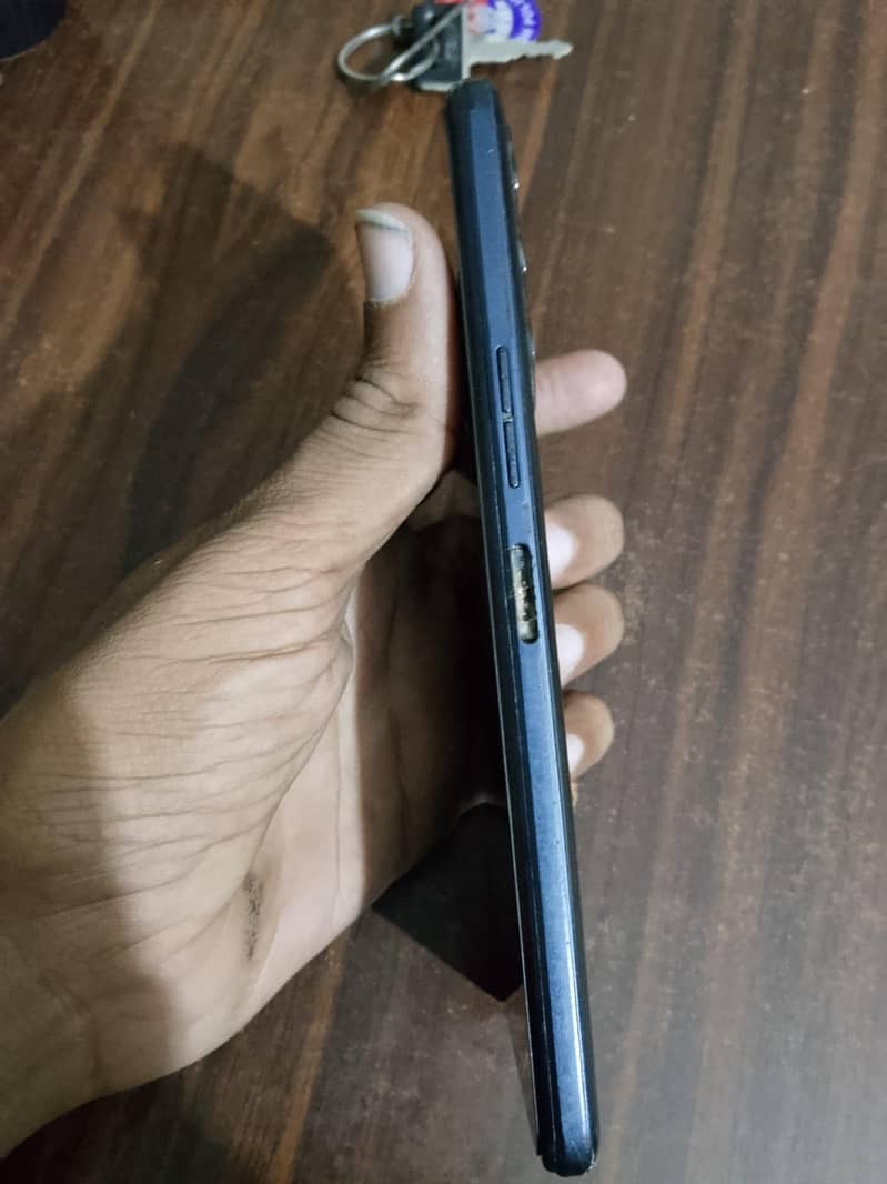 Tecno CAMON 18T 9