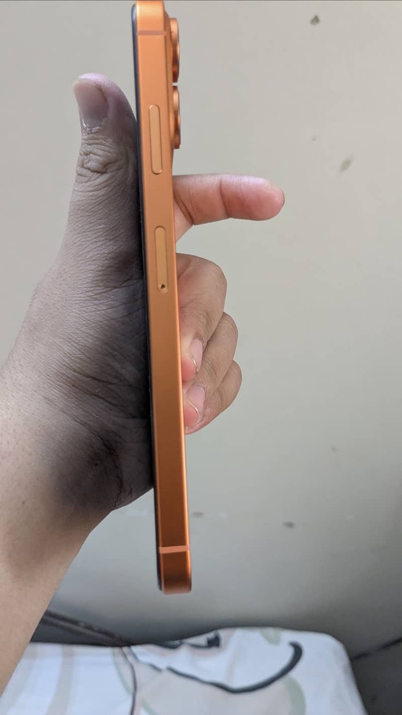 Apple iPhone XS Max 3