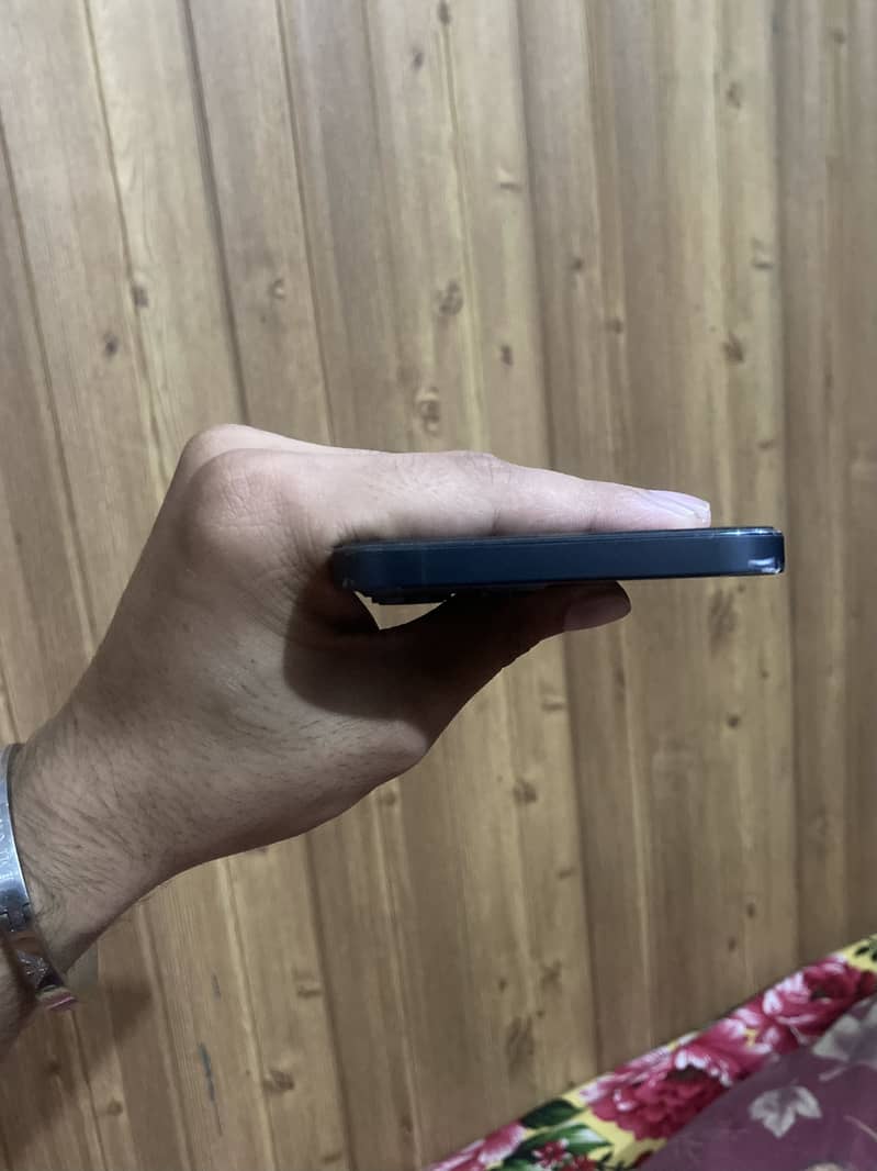 Apple iPhone 12 Pro Max 5