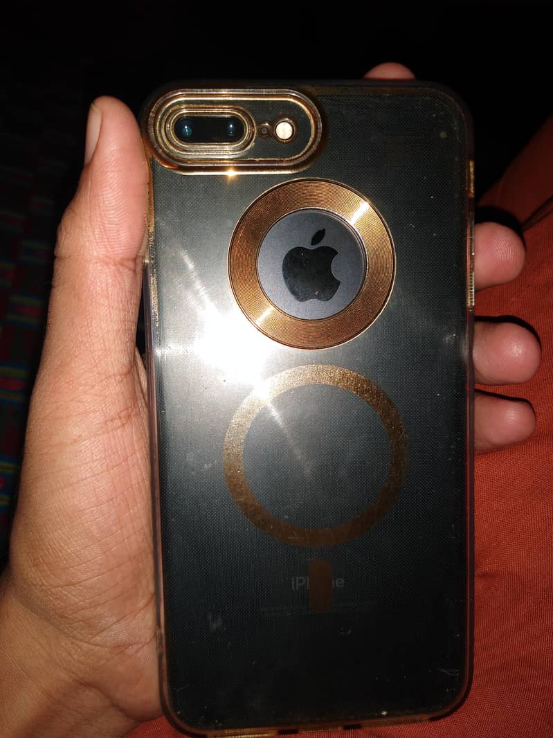 Apple iPhone 7 Plus 1