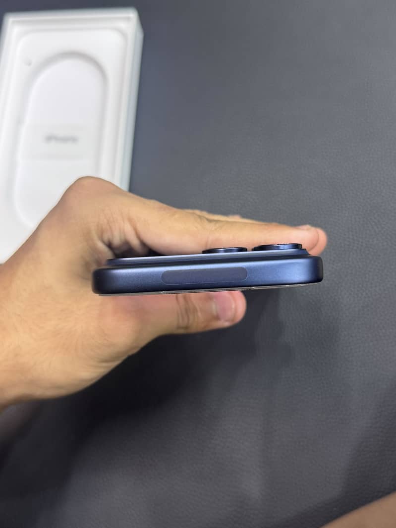 Apple iPhone 17 Pro Max 8