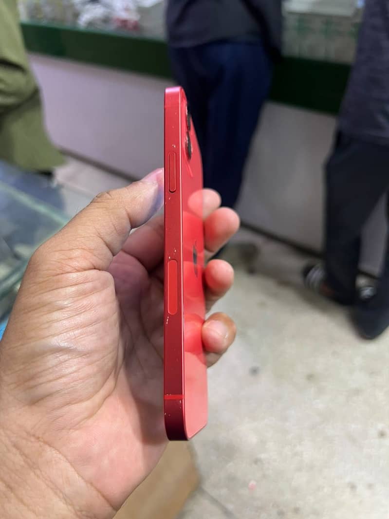 Apple iPhone 12 3