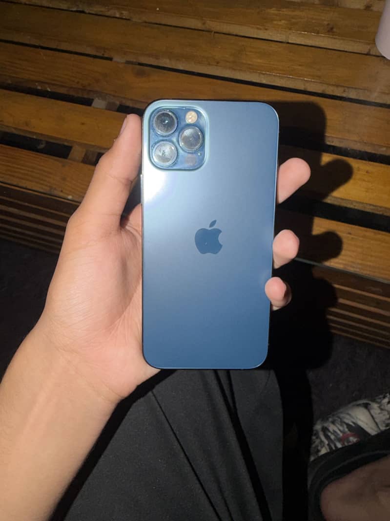 Apple iPhone 12 Pro 1